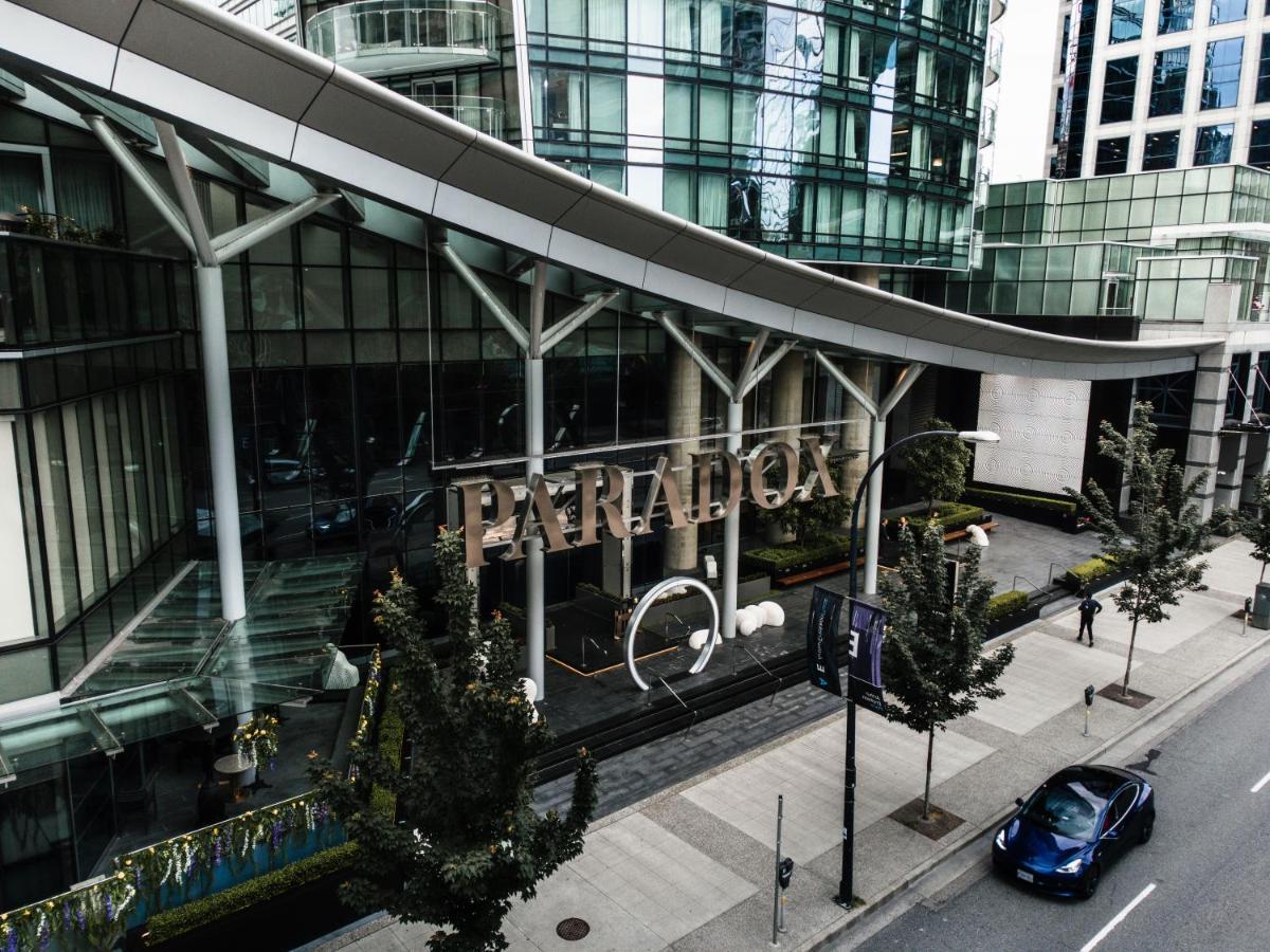 Paradox Hotel Vancouver Exterior photo
